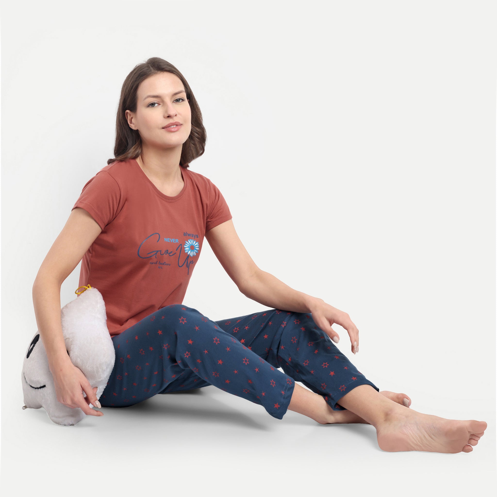 Women's Cotton Star Printed Night Suit Set of T-shirt & Pyjama (15063c)